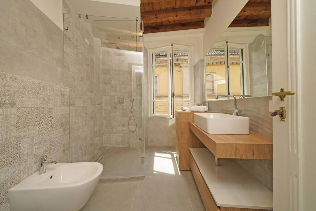 Dimore Del Centro - Domus Aurea Apartment Salo